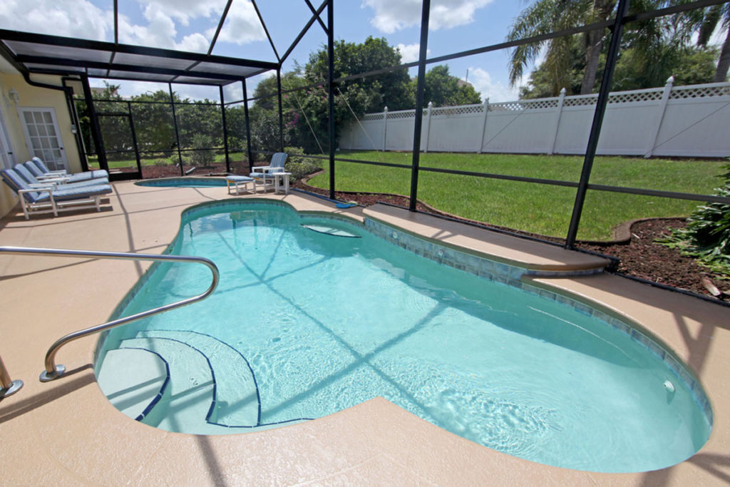 Pool Screens